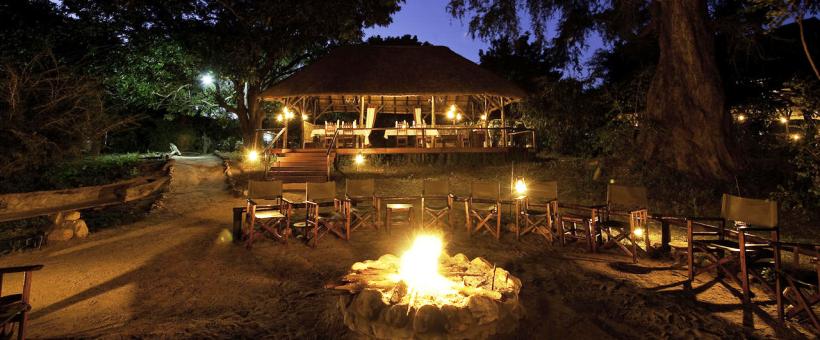 Chiawa Camp - www.PhotoSafaris.travel