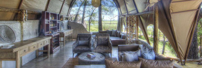 Okuti (Moremi Game Reserve) Botswana - www.PhotoSafaris.travel