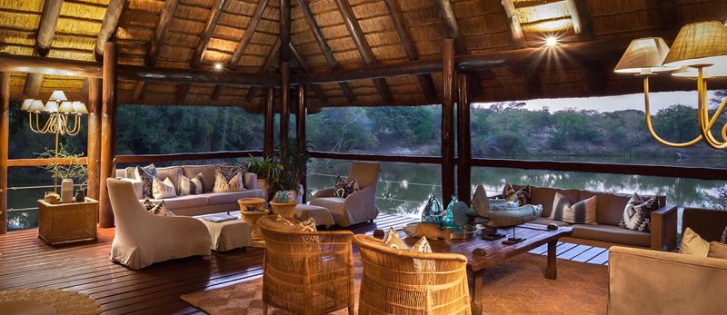 Thornybush Waterside Lodge (Thornybush Game Reserve) South Africa - www.PhotoSafaris.travel