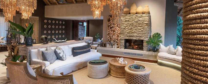 Dulini River Lodge Lounge - www.PhotoSafaris.travel