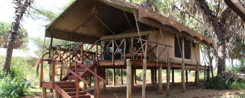 Elephant Bedroom Camp (Samburu Game Reserve) Kenya - www.PhotoSafaris.travel