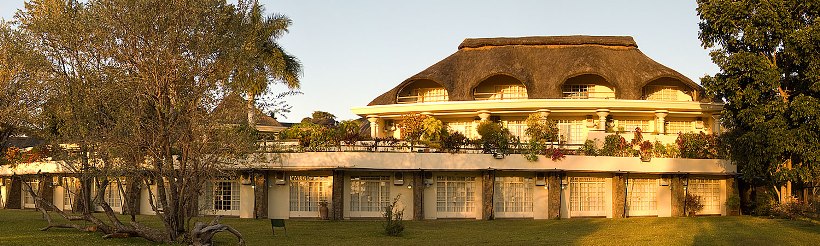 Ilala Lodge (Victoria Falls) Zimbabwe - www.PhotoSafaris.travel