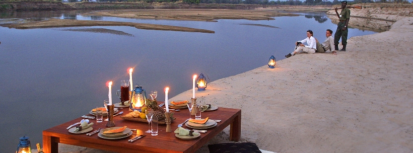 Luangwa River Camp (South Luangwa National Park) Zambia - www.PhotoSafaris.travel