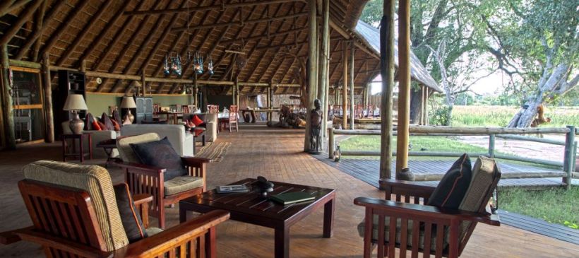 Pom Pom Camp (Okavango Delta) Botswana -  www.PhotoSafaris.travel