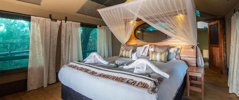 Rra Dinare Camp (Okavango Delta) Botswana - www.PhotoSafaris.travel