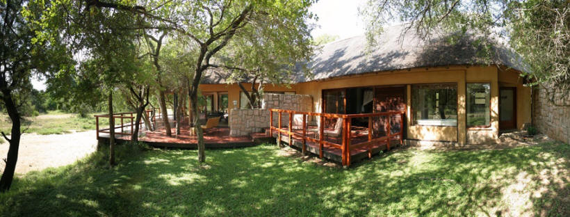 Thornybush Shumbalala Lodge (Thornybush Game Reserve) South Africa - www.PhotoSafaris.travel