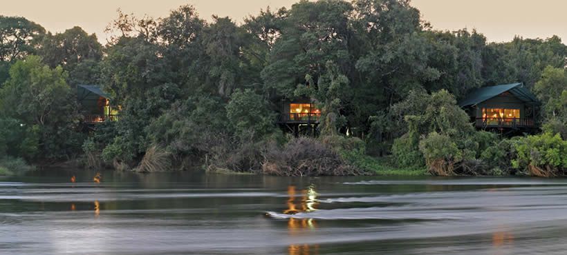 The Islands of Siankaba Camp (Mosi oa Tunya National Park) Zambia - www.PhotoSafaris.travel