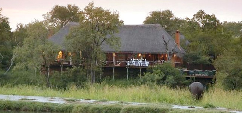 Simbambili (Sabi Sand Game Reserve) South Africa - www.PhotoSafaris.travel