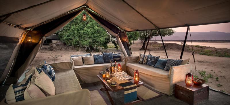 Zambezi Expeditions, Mana Pools - www.PhotoSafaris.travel