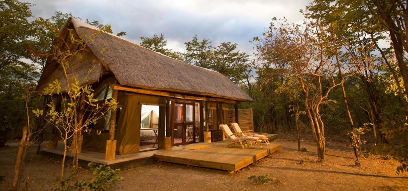 Zungulila Bush Camp (South Luangwa National Park) Zambia - www.PhotoSafaris.travel